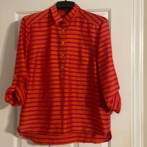 Like new with vibrant colors that catches others eye!